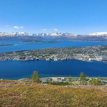 Mountain View, Free Parking, Close To Nature! Apartment Tromsø